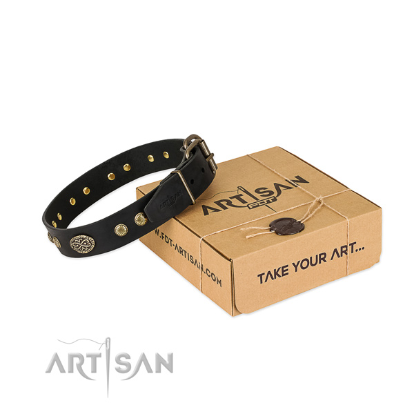 Reliable traditional buckle on full grain genuine leather dog collar for your pet