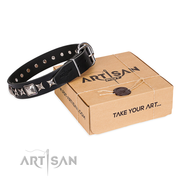 Handy use dog collar of best quality leather with decorations